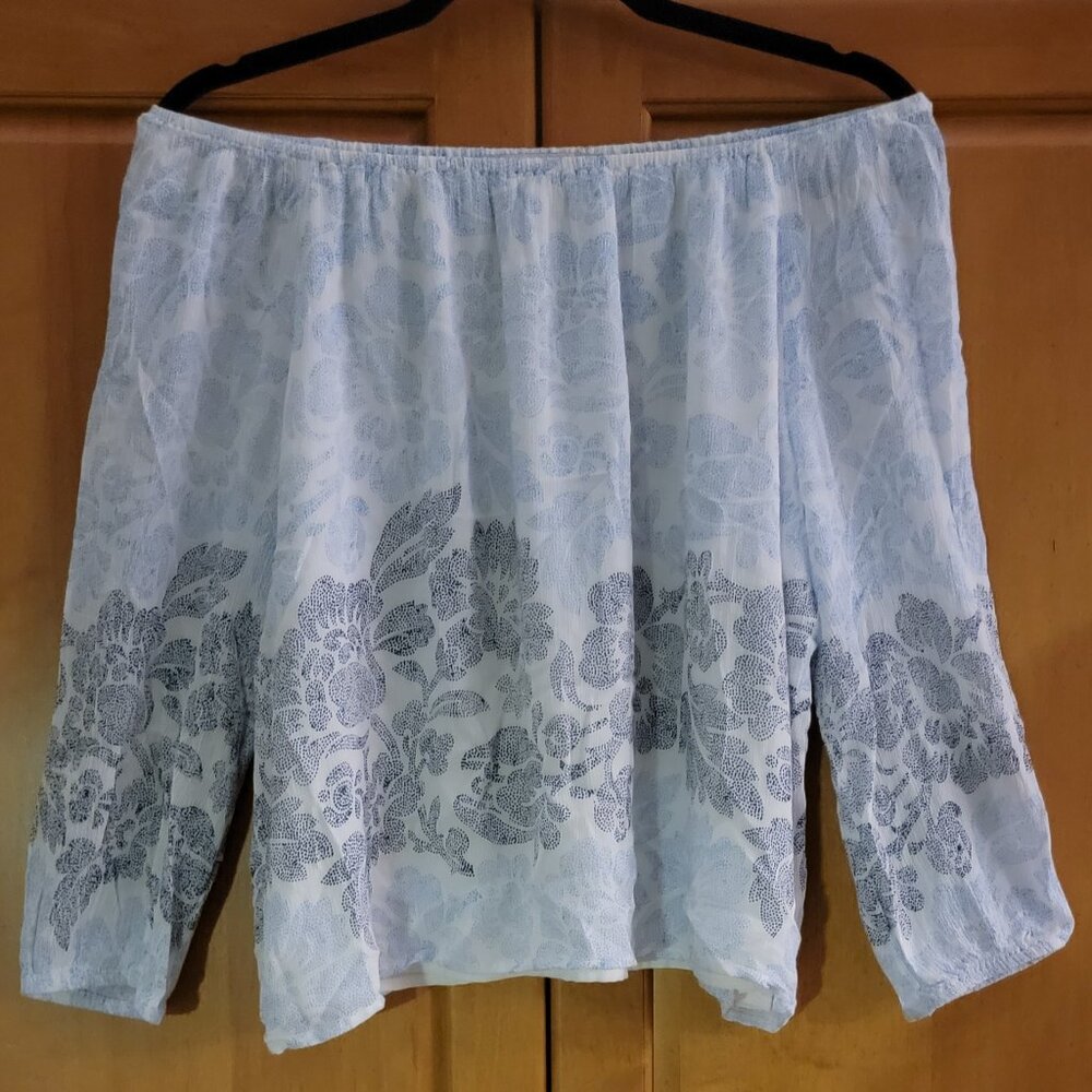 LOFT Blue and White Floral Top - S